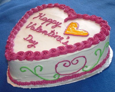 Simple Birthday Cakes on Valentines Cake Idea   Heart Cake Picture   Perfect Party Ideas Com