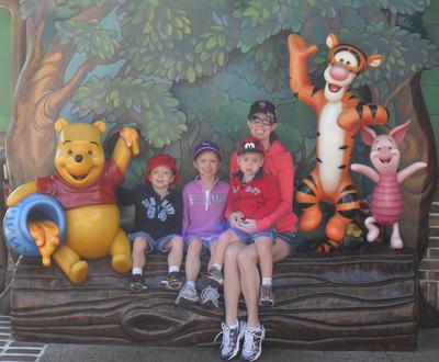 winnie the pooh family picture