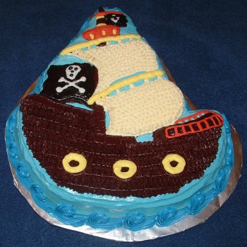 Pirate ship cake